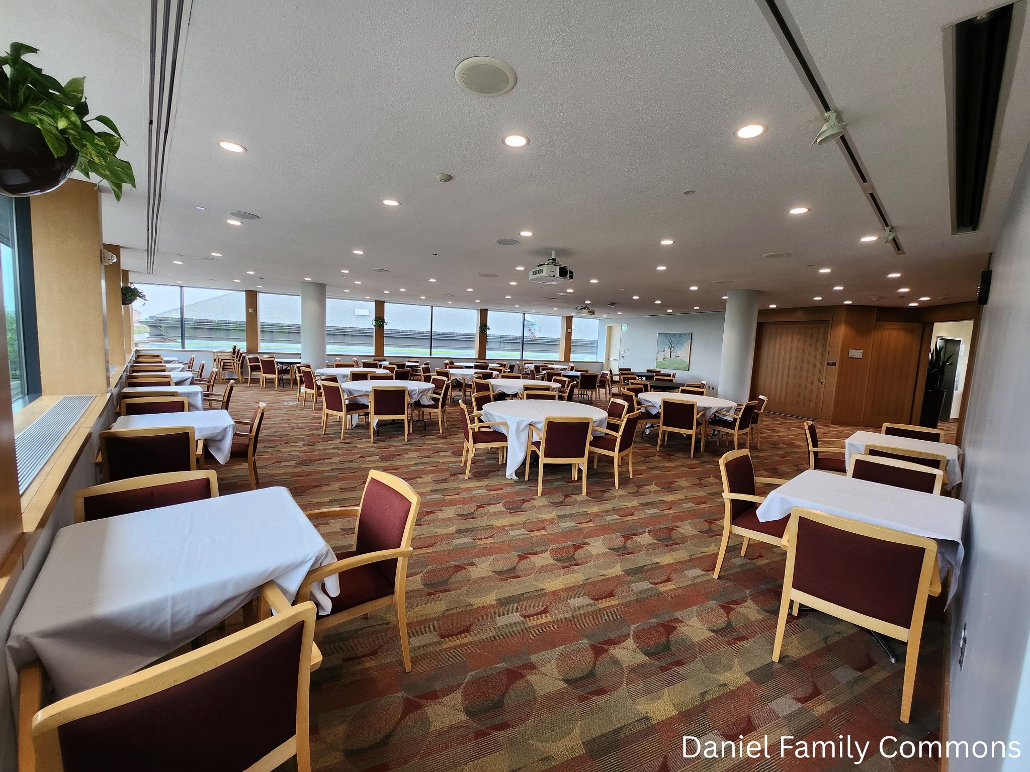 Daniel Family Commons Dining Style