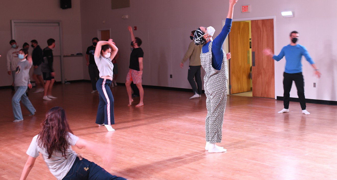 On Nov. 5, Visiting Assistant Professor of Dance Joya Powell, in center, led a “collective mourning” at the Bessie Schönberg Dance Studio to honor those who passed during the COVID-19 pandemic.