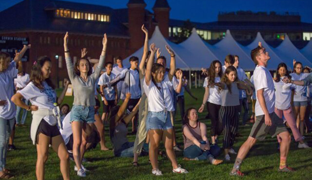 The Class of 2022 participated in the Common Moment on Aug. 31, 2018.