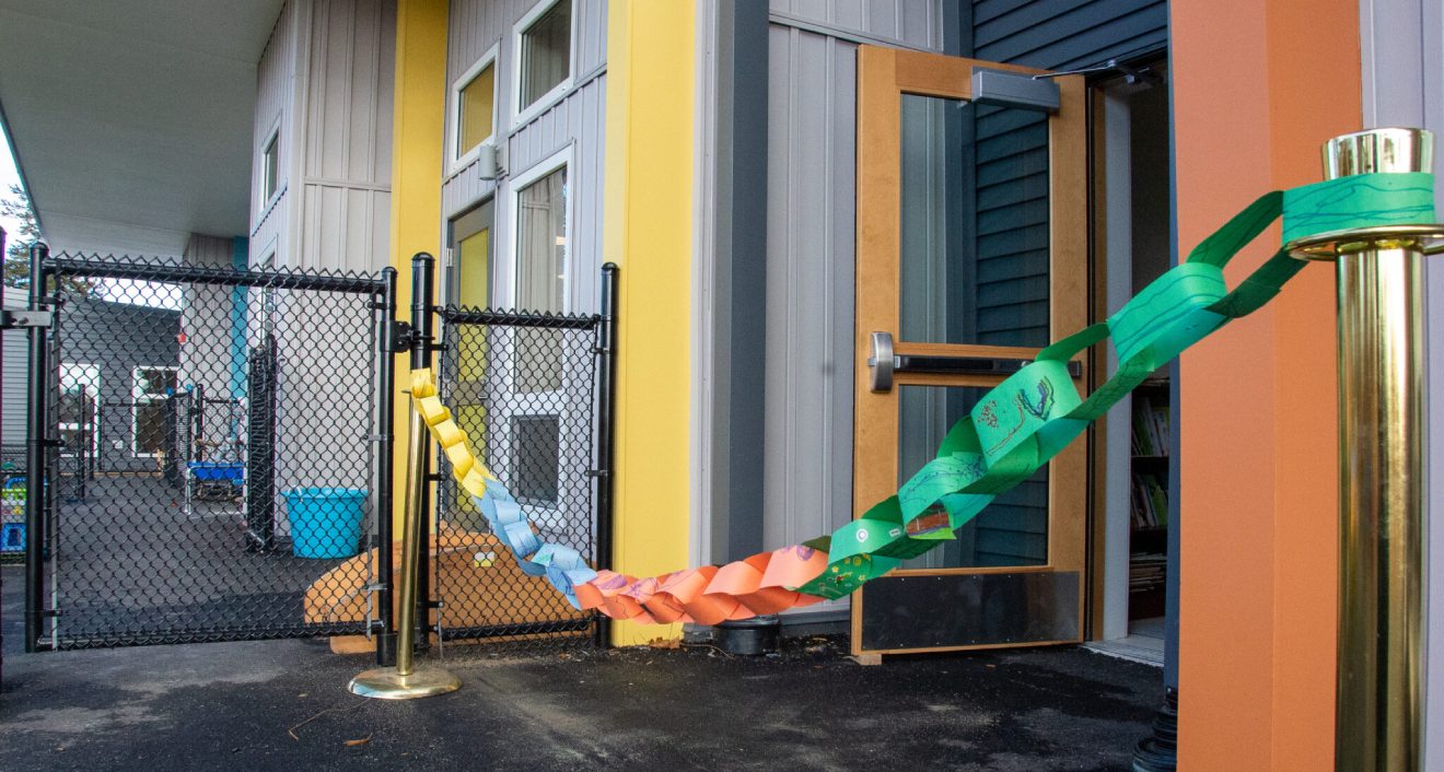 The Neighborhood Preschool at Wesleyan University holds a ribbon cutting ceremony in celebration of the opening of its new build on Long Lane. All photos by James Sims, Wesleyan University.