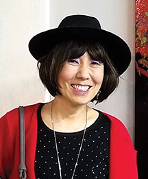 Physician-artist Susie Sharpe ’84