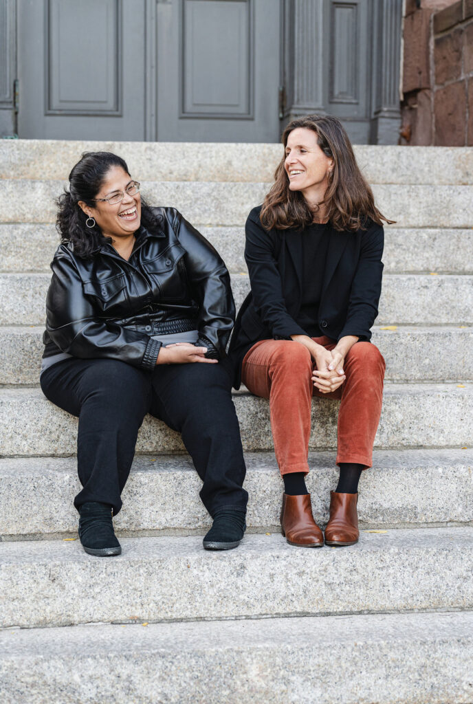 Former CPE student Marisol Garcia catches up with new director Tess Wheelwright during a break from her law school studies. Photo by Meka Wilson