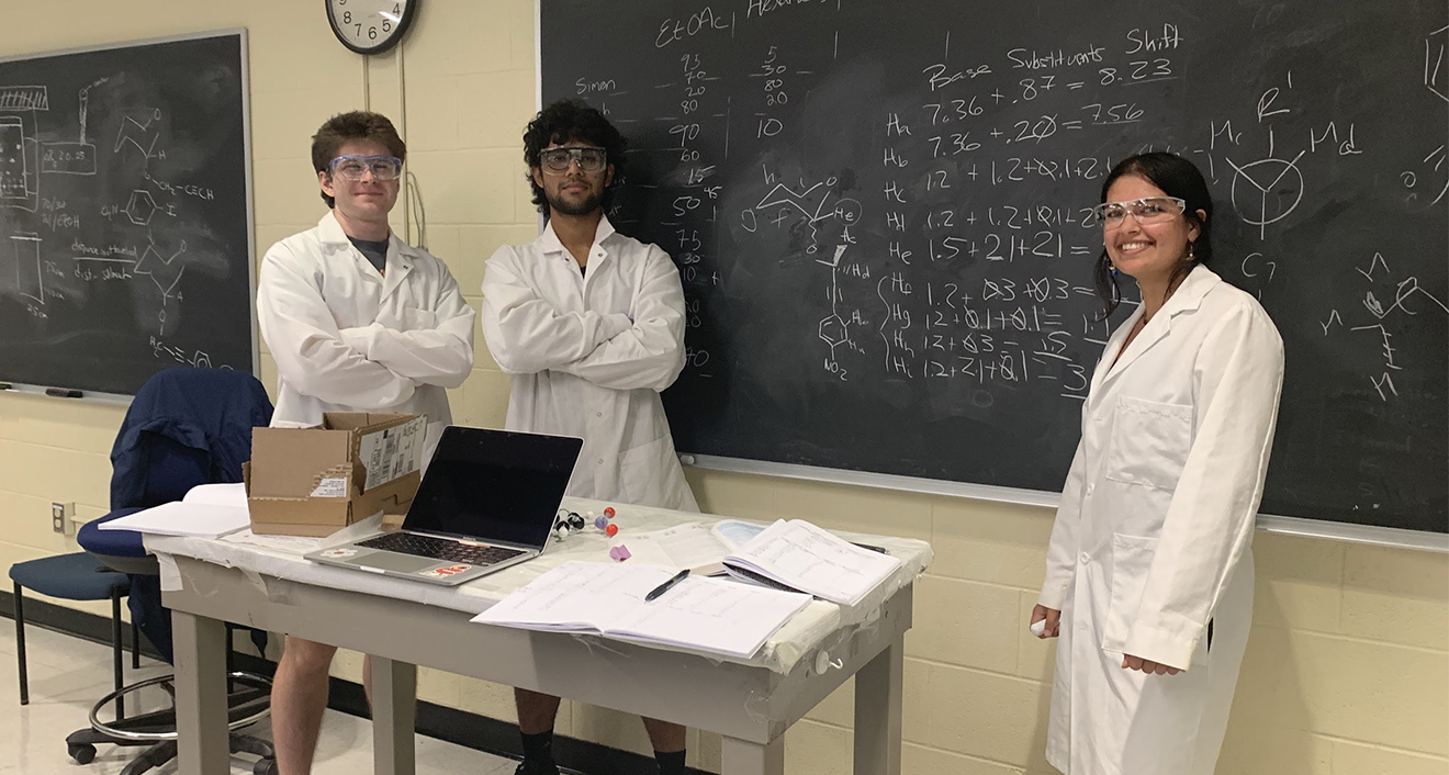 on Schwartz '25 (left) with fellow chemistry majors Omar Gonzalez '26 and on the right is Mira Bakshi '26.