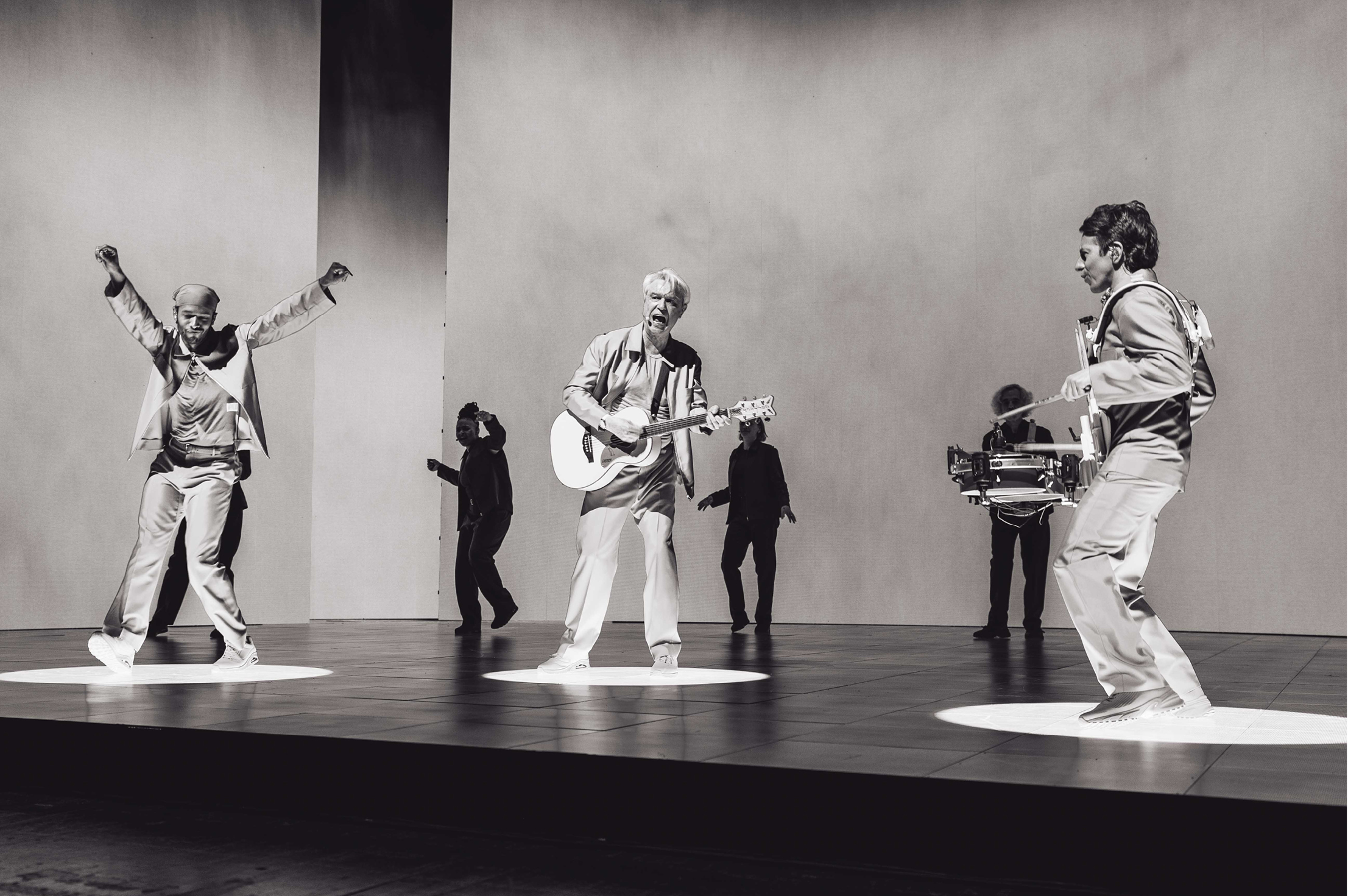 band performing who is the sky