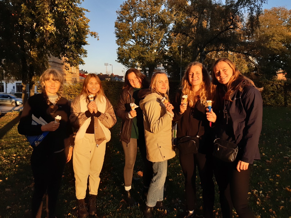 Course-Embedded Study Away (CESA)