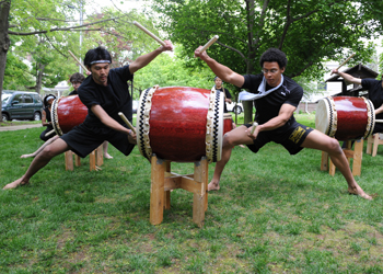 taiko drumming