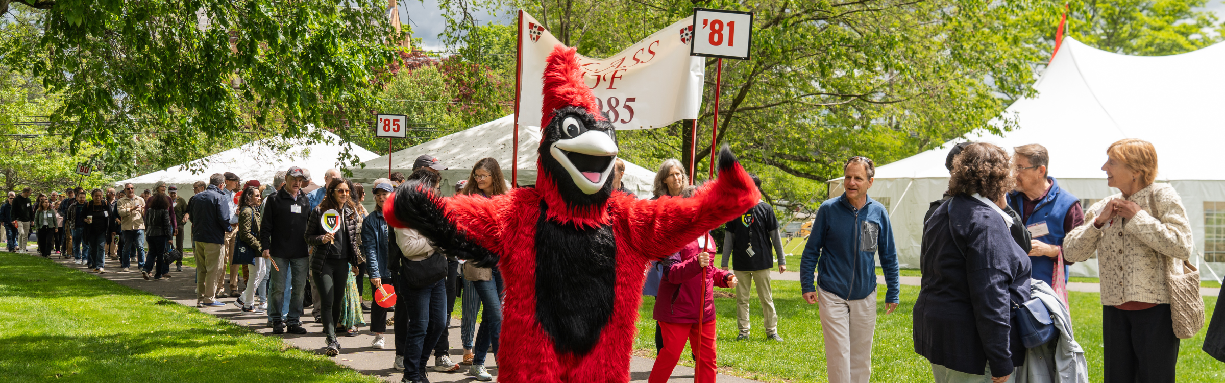 A group of Wesleyan Alumni taking a selfie