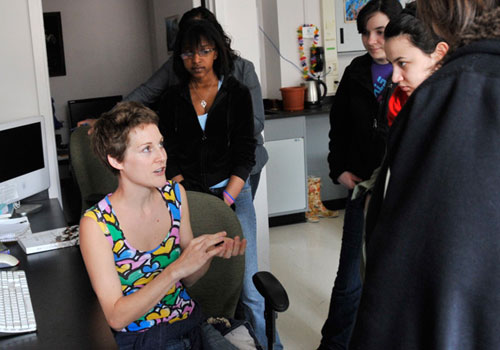 Graduate student, and WesWIS member, Peri Mason gives a lab tour in the Department of Biology to high school girls participating in WesWIS’s Community Outreach Program.