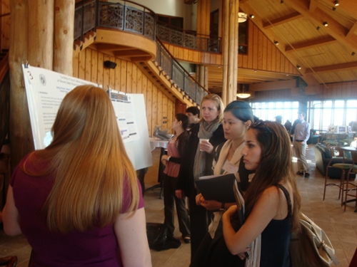 Silvia Diaz-Roa and Li Lin at the NEURON poster session
